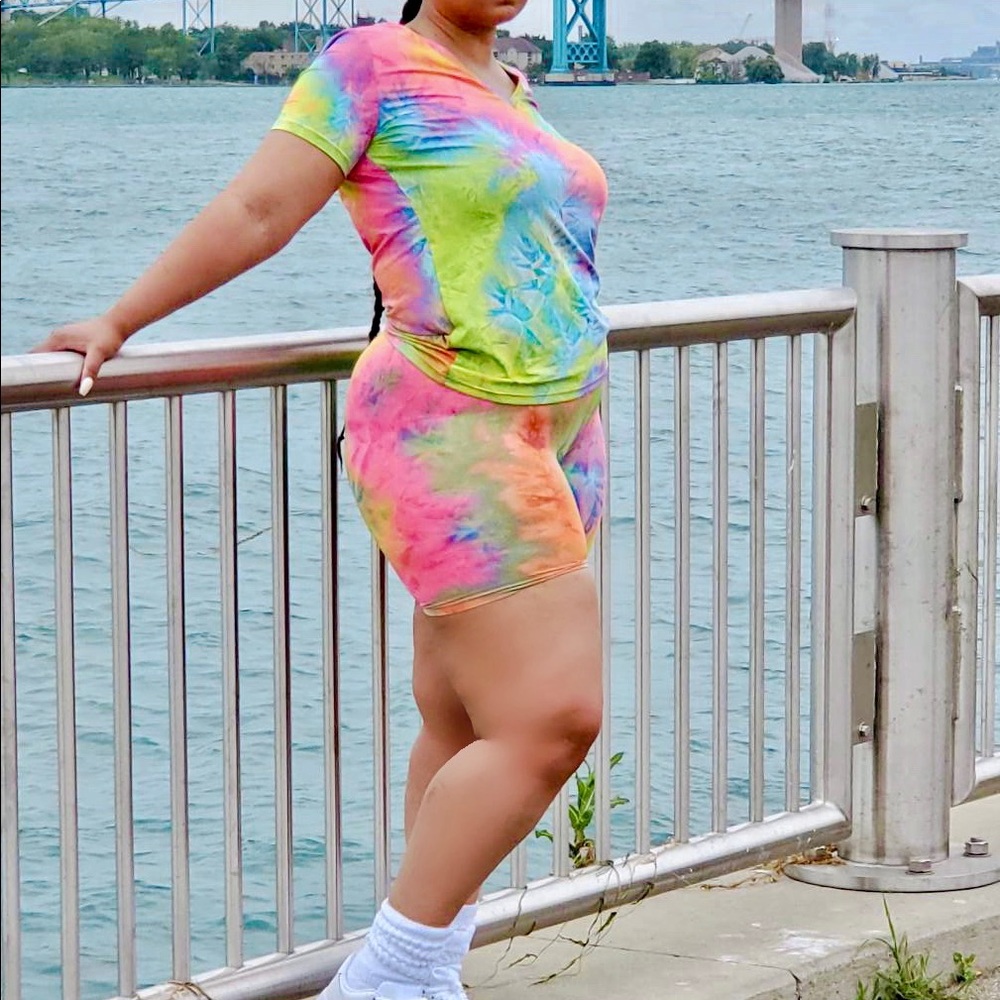 Women’s tie-dye two piece set